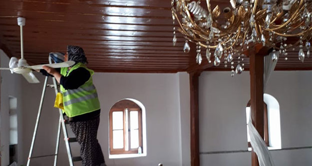 Bozkurt'ta camilerde Ramazan temizliği