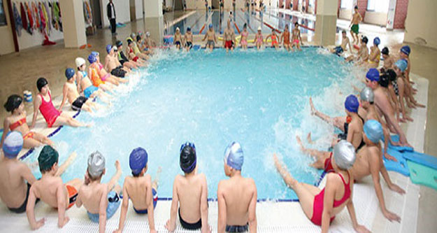 Denizlispor Yüzme Akademisi'nden çocuklara davet