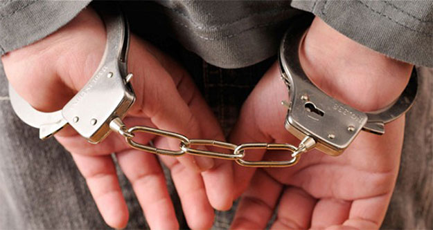 Çivril'de 3 kişi hırsızlıktan tutuklandı