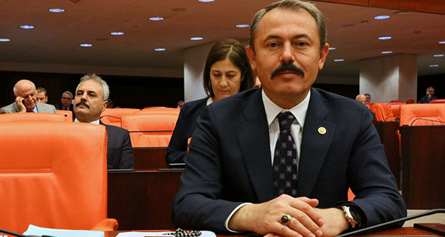 AK Partili Şahin Tin'den, ‘Taşeronda Merak Edilenler' açıklaması