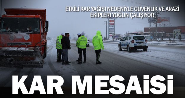 Kar yağışı nedeniyle Denizli-Antalya kara yolunda ulaşım kontrollü sağlanıyor